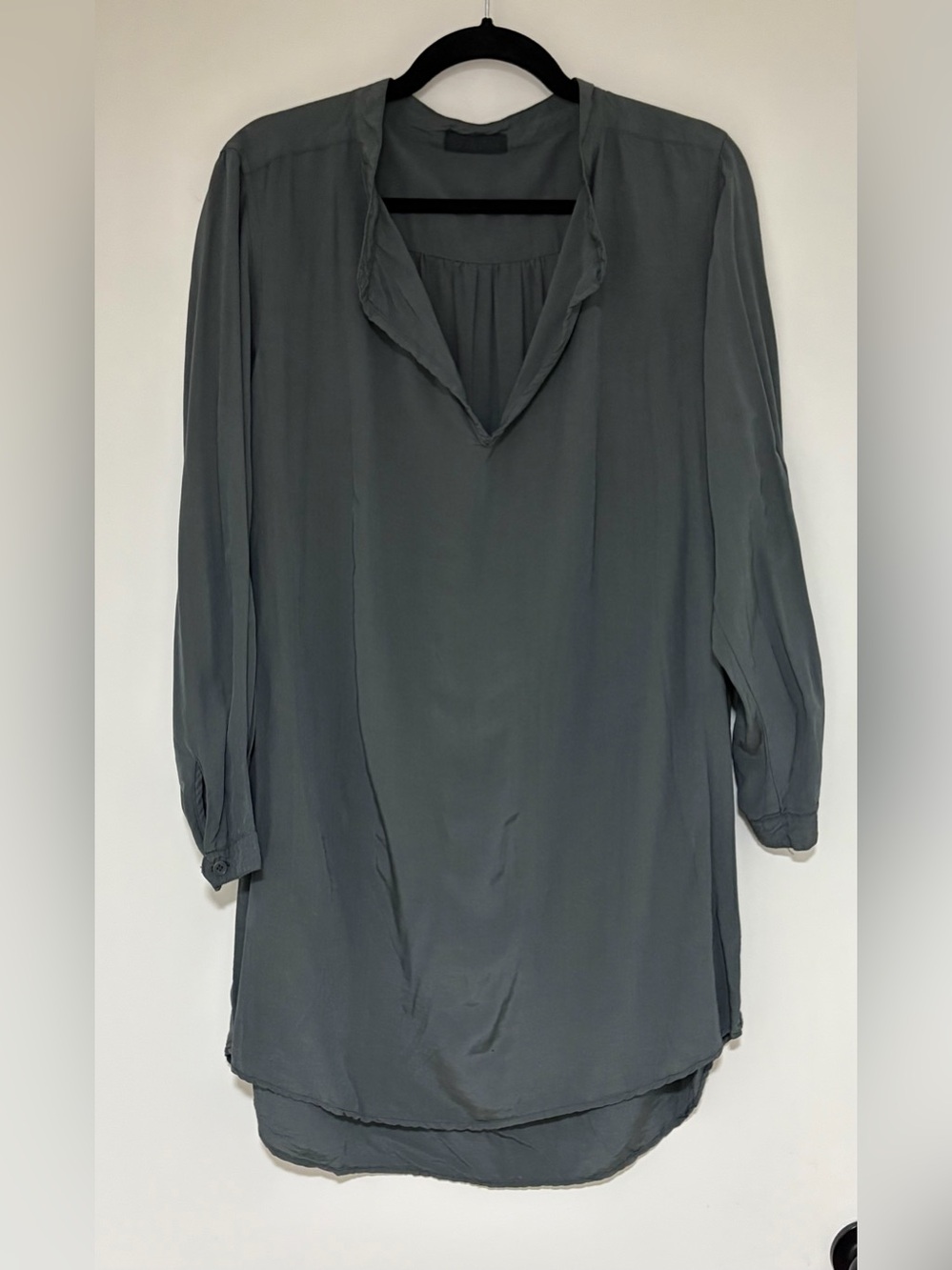CP Shades Women’s Gray Teton Silk Blend Tunic See Measurements